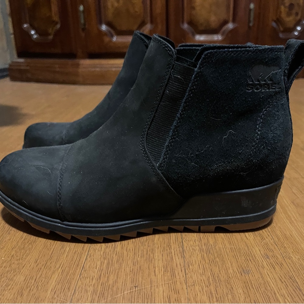 Sorel booties black 9.5